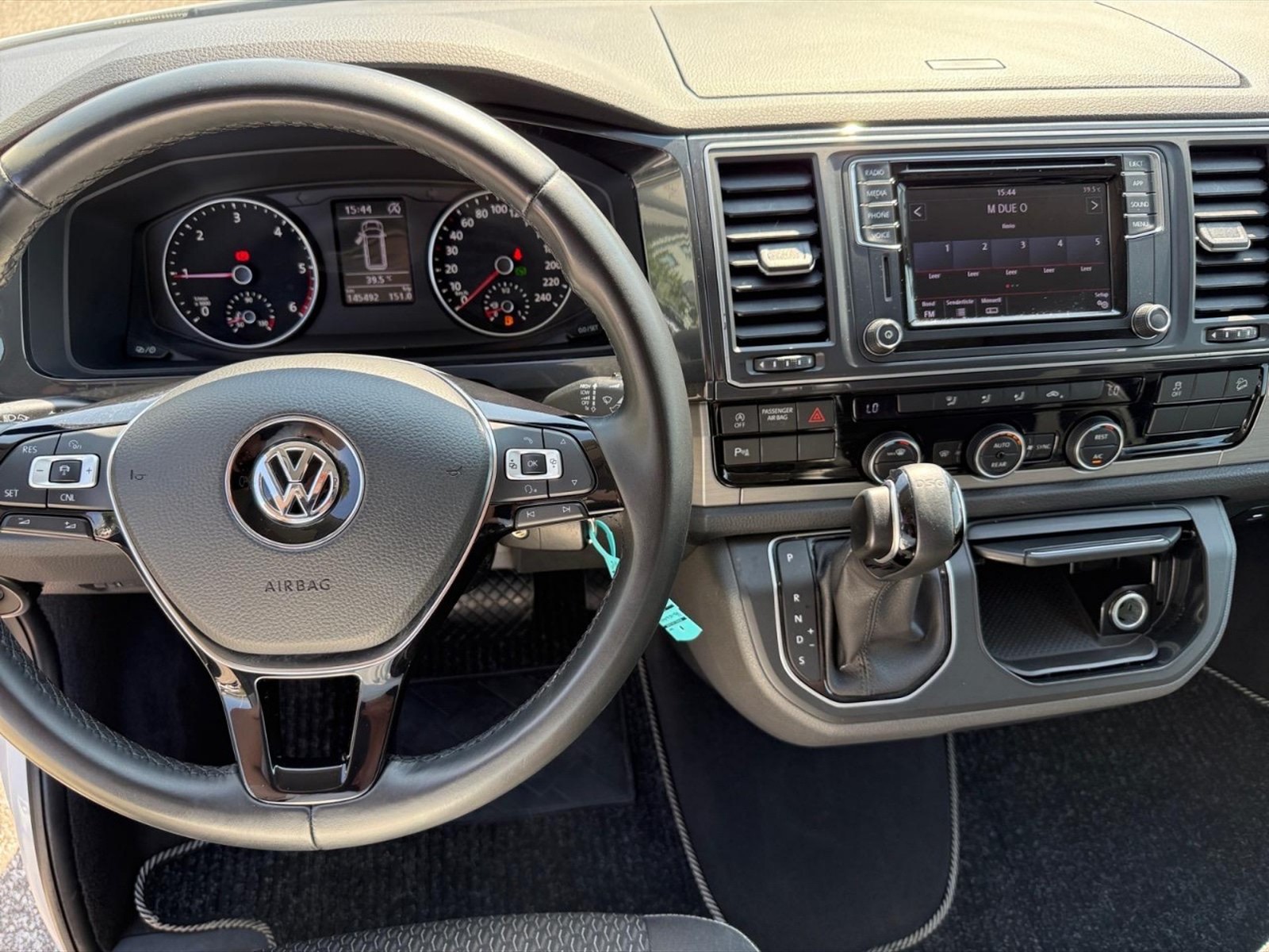 Volkswagen T6.1 California Beach 2.0 TDI 4Motion DSG - 19