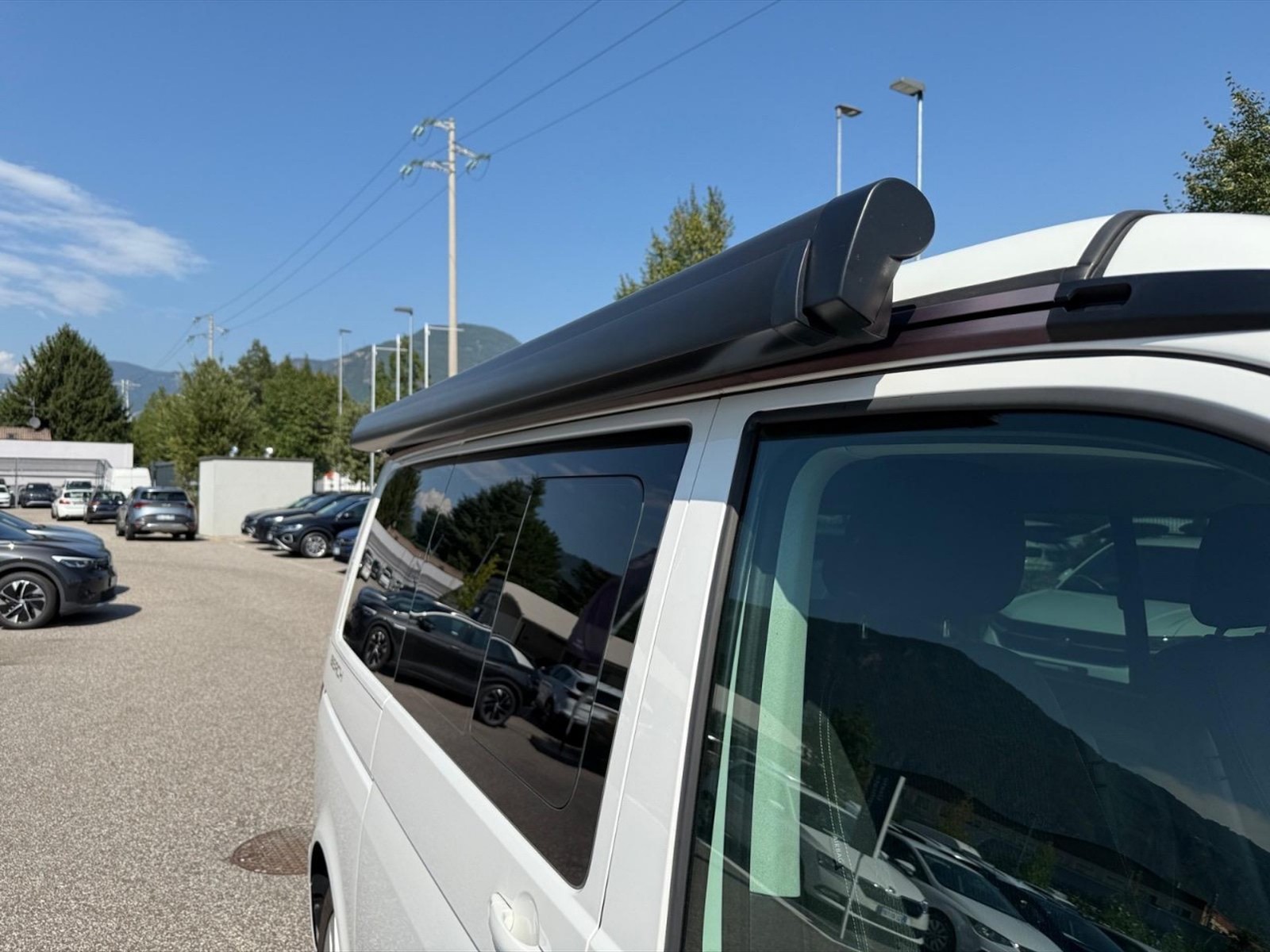 Volkswagen T6.1 California Beach 2.0 TDI 4Motion DSG - 28