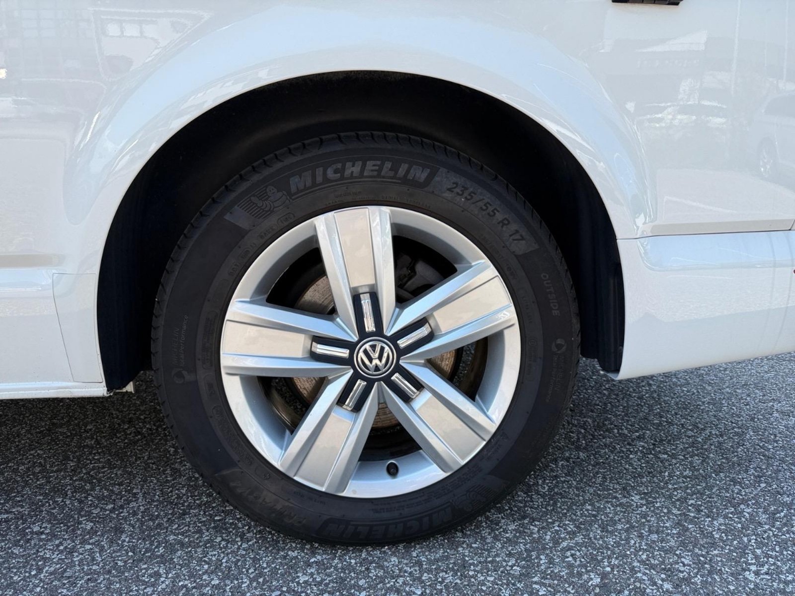 Volkswagen T6.1 California Beach 2.0 TDI 4Motion DSG - 29