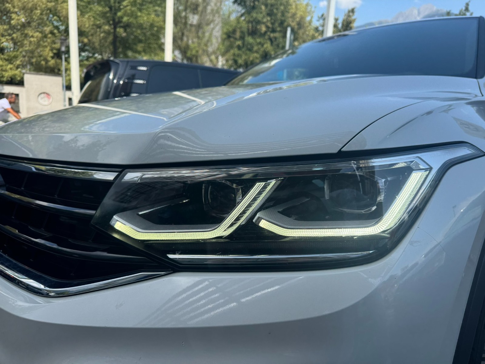 Volkswagen Tiguan 2.0 tsi r 4motion 320cv dsg - 19