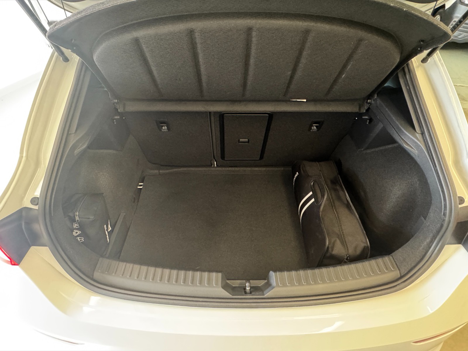 Cupra Leon 2.0 tsi vz 245cv dsg - 10