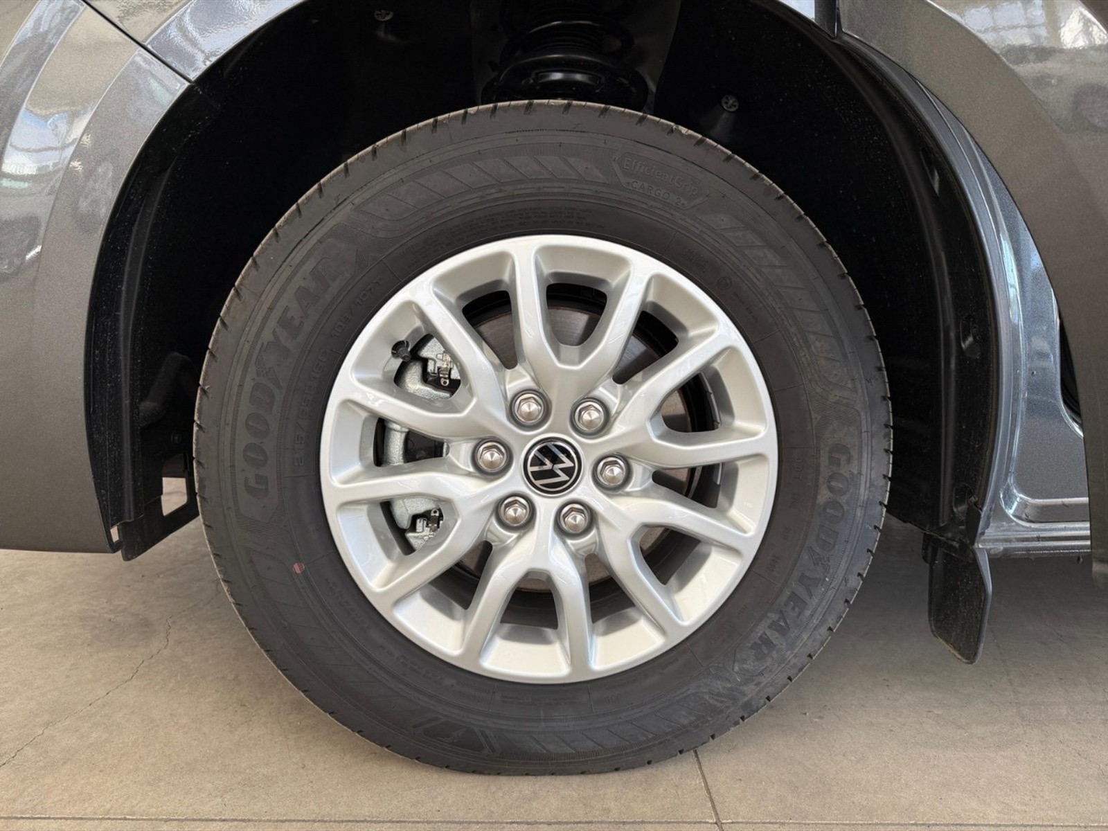 Volkswagen T7 Caravelle t7 2.0 tdi 150cv life l1 auto - 28