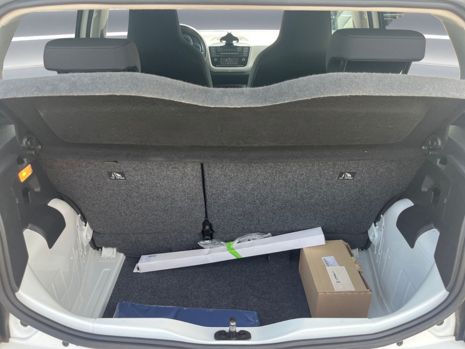 Volkswagen e-up! 5p - 12