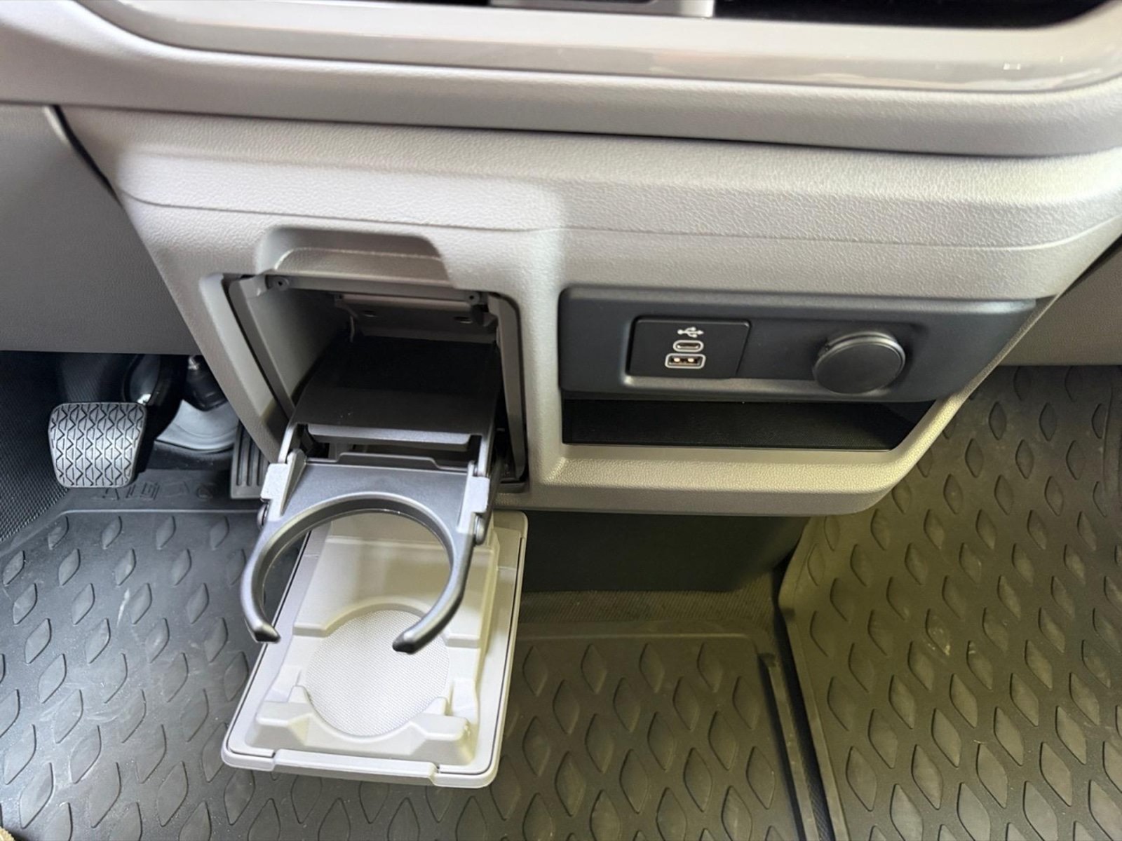 Volkswagen VIC T7 Transporter t7 e furgone 64kwh l1 - 23