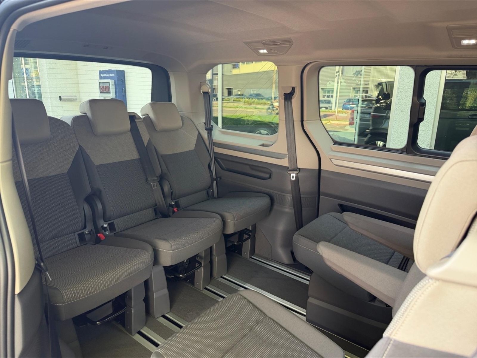 Volkswagen T7 Multivan 2.0 tdi life 150cv dsg 7p.ti - 10