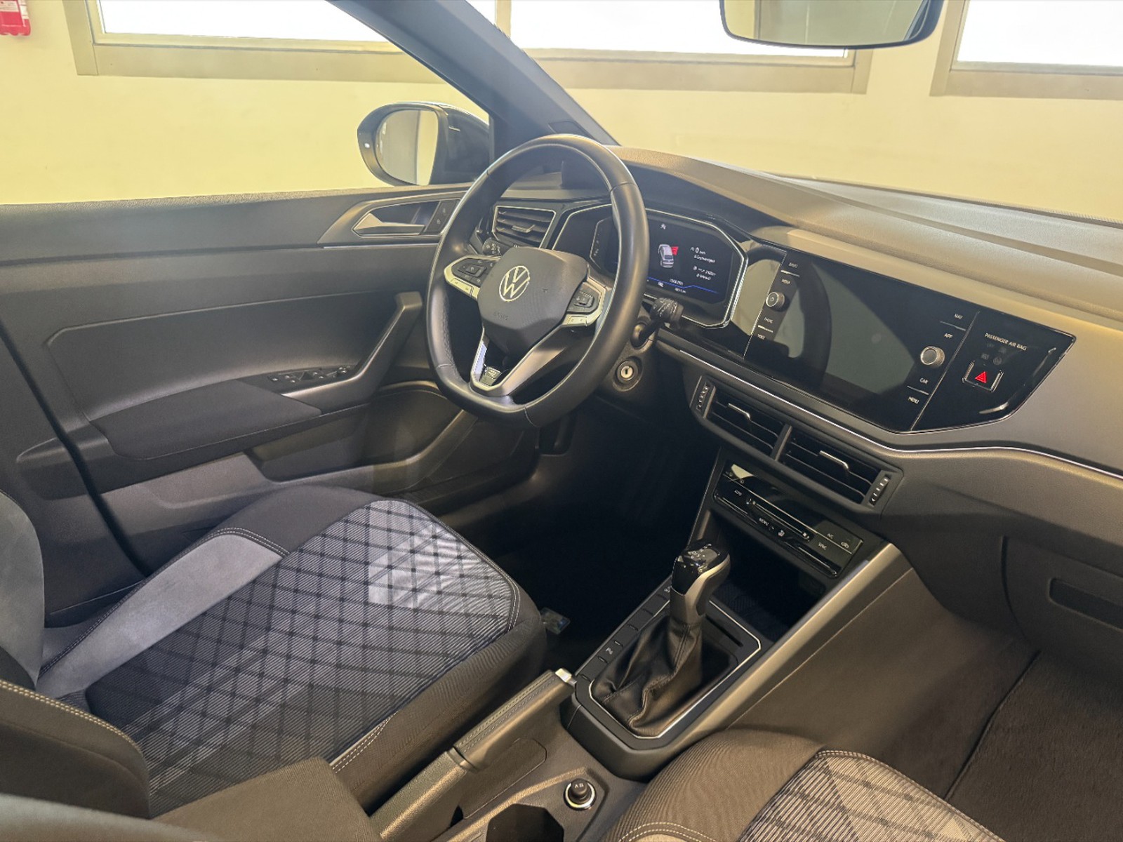 Volkswagen Taigo 1.0 tsi r-line 115cv dsg - 7