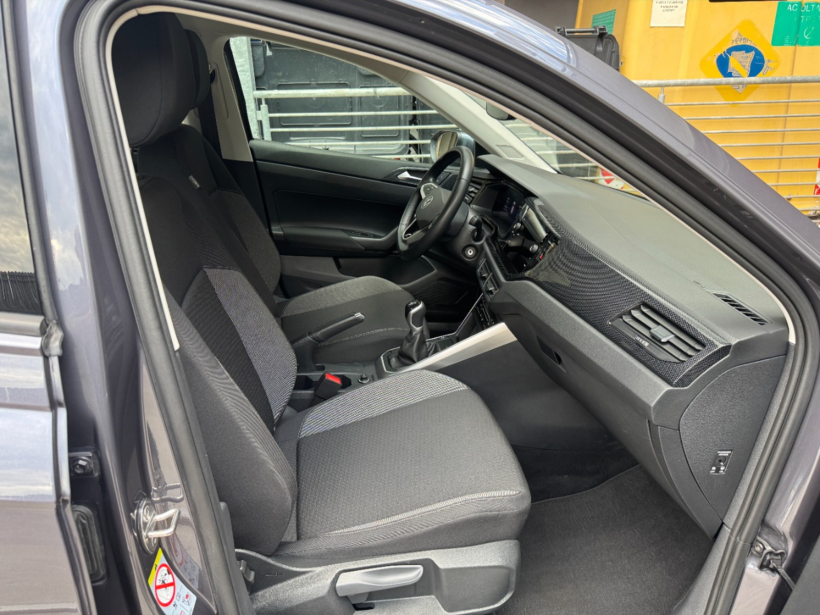 Volkswagen Taigo 1.0 tsi life 115cv - 9