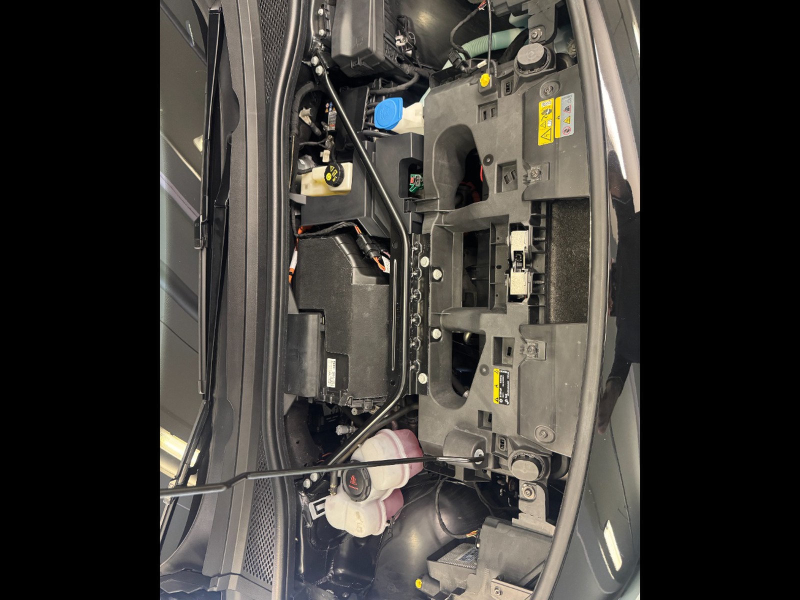Volkswagen ID.5 77 kwh gtx 4motion 299cv - 11
