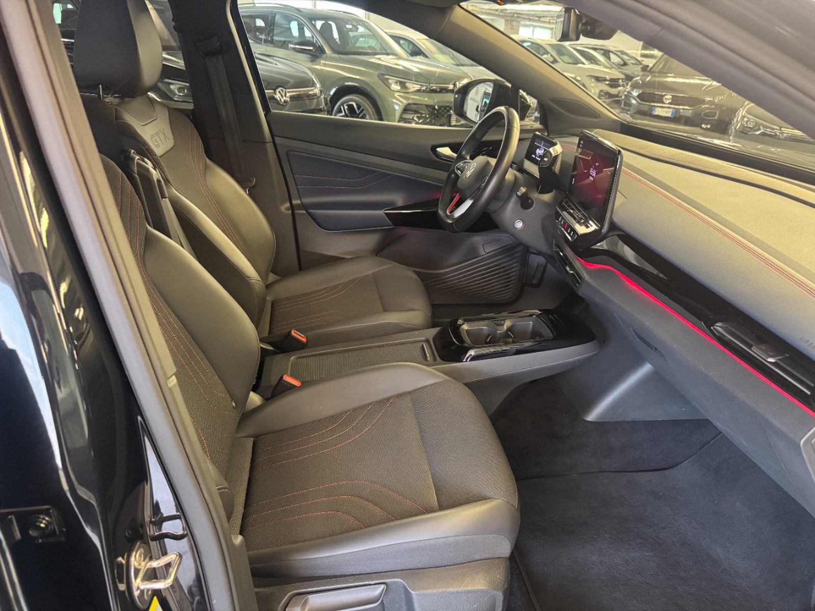 Volkswagen ID.5 77 kwh gtx 4motion 299cv - 9