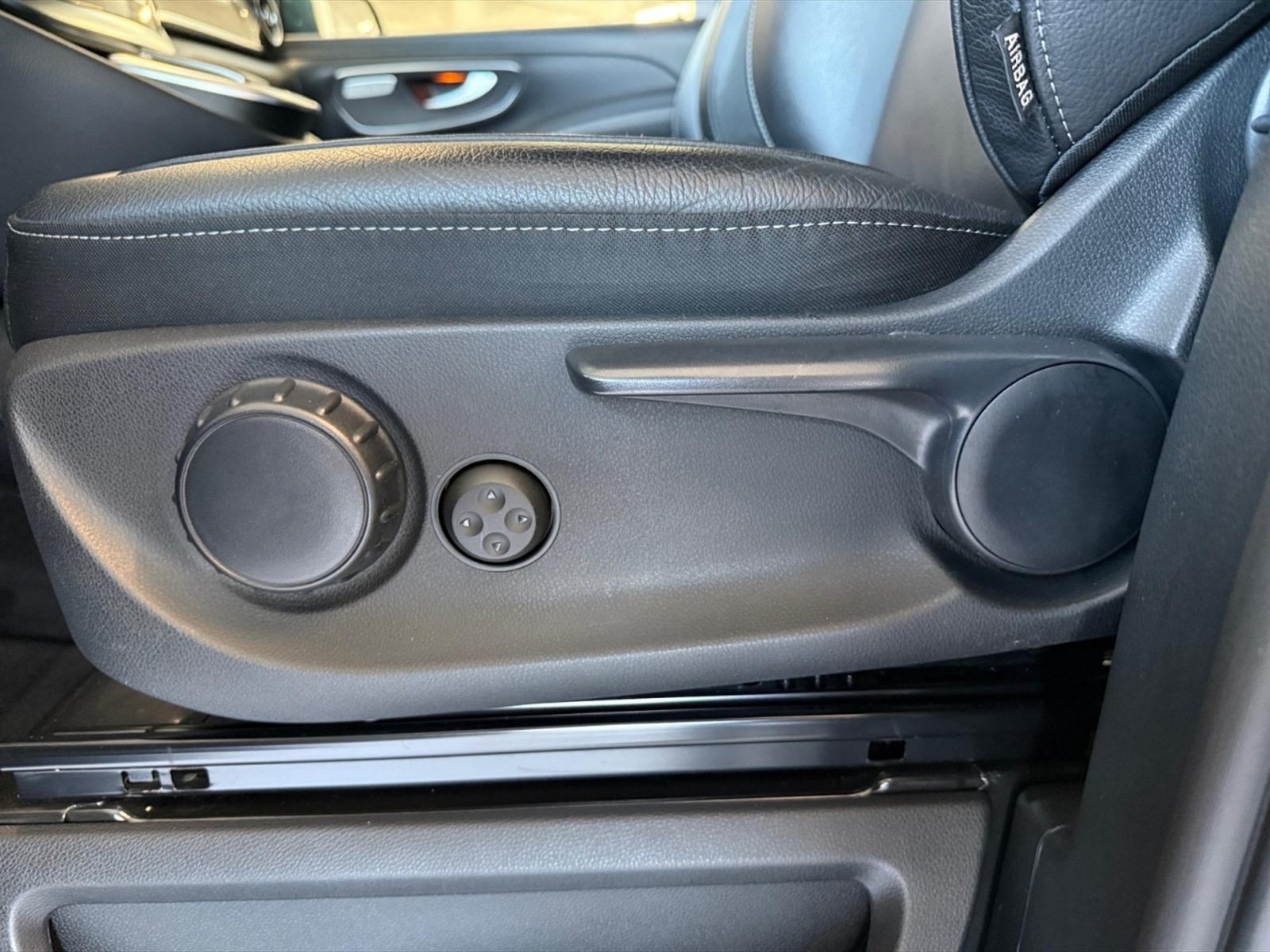 Mercedes Classe V long 300 d premium 4matic auto - 17