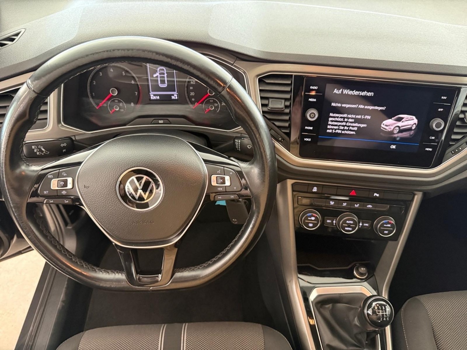 Volkswagen T-Roc 1.0 tsi business 110cv - 19