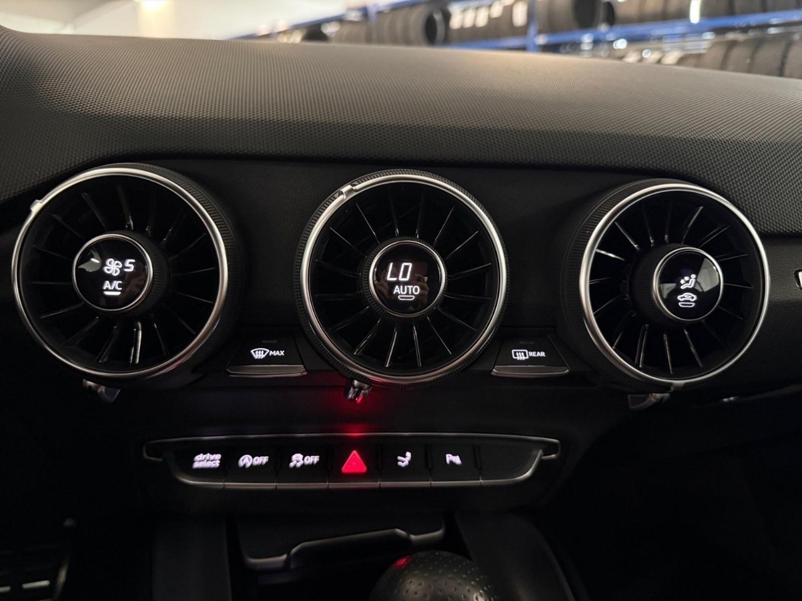 Audi TTS coupe 2.0 tfsi quattro 320cv s-tronic - 24