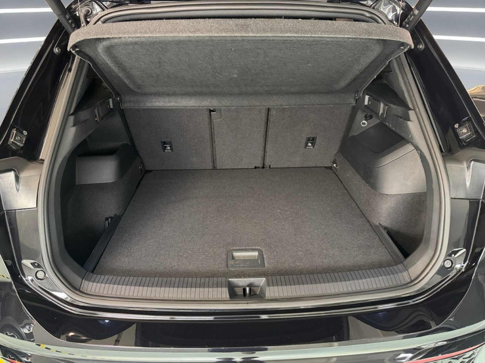 Volkswagen Tiguan 2.0 tdi r-line 4motion 193cv dsg - 12