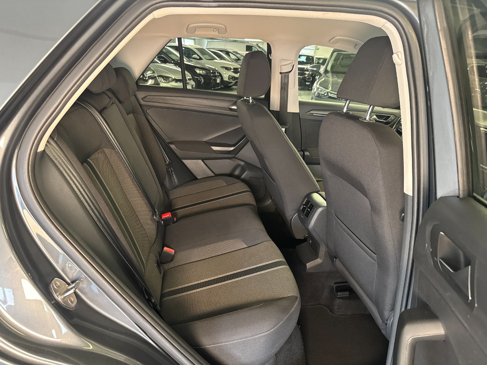 Volkswagen T-Roc 1.0 tsi style 115cv - 10