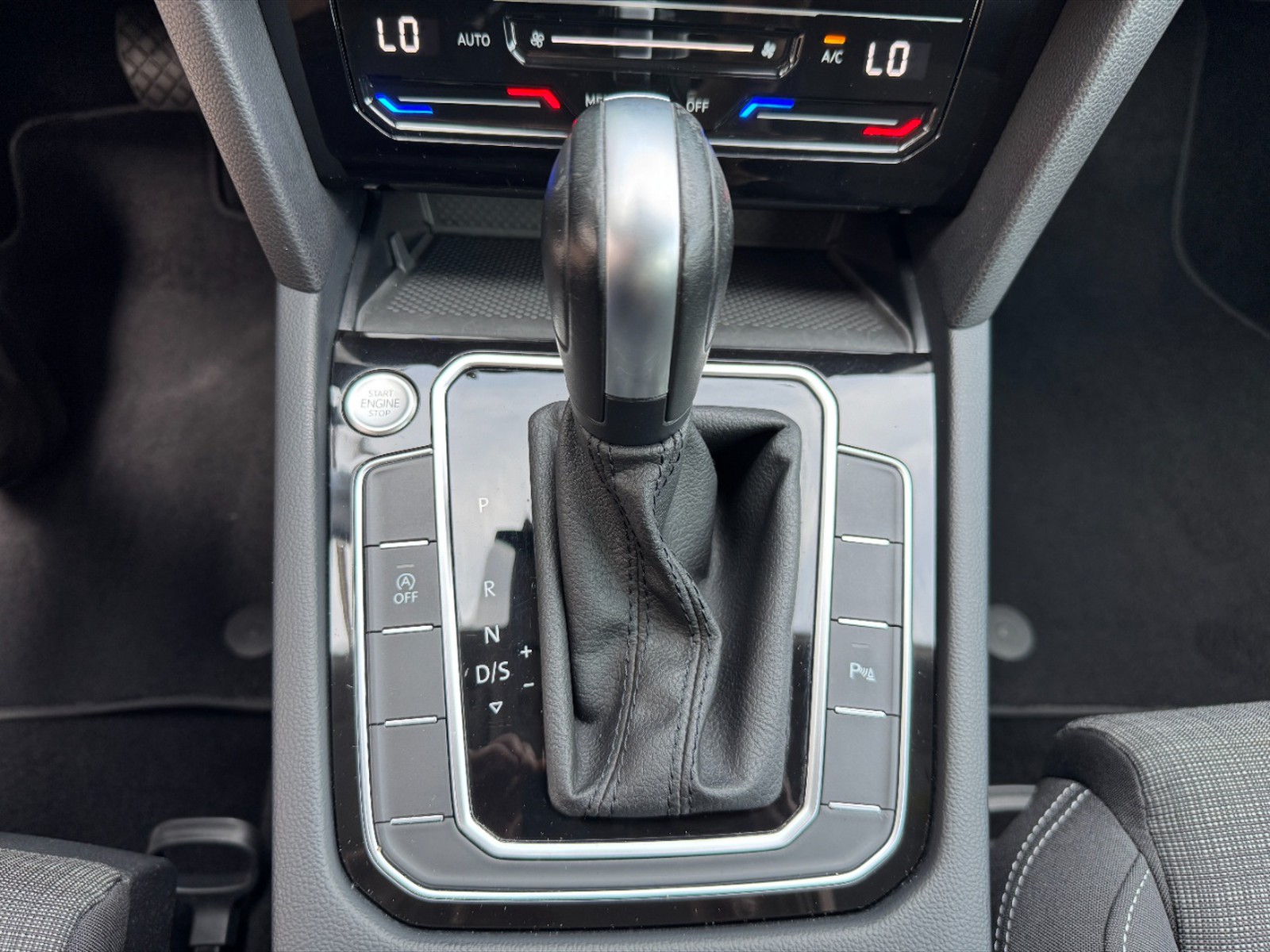 Volkswagen Passat variant 1.5 tsi business 150cv dsg - 18