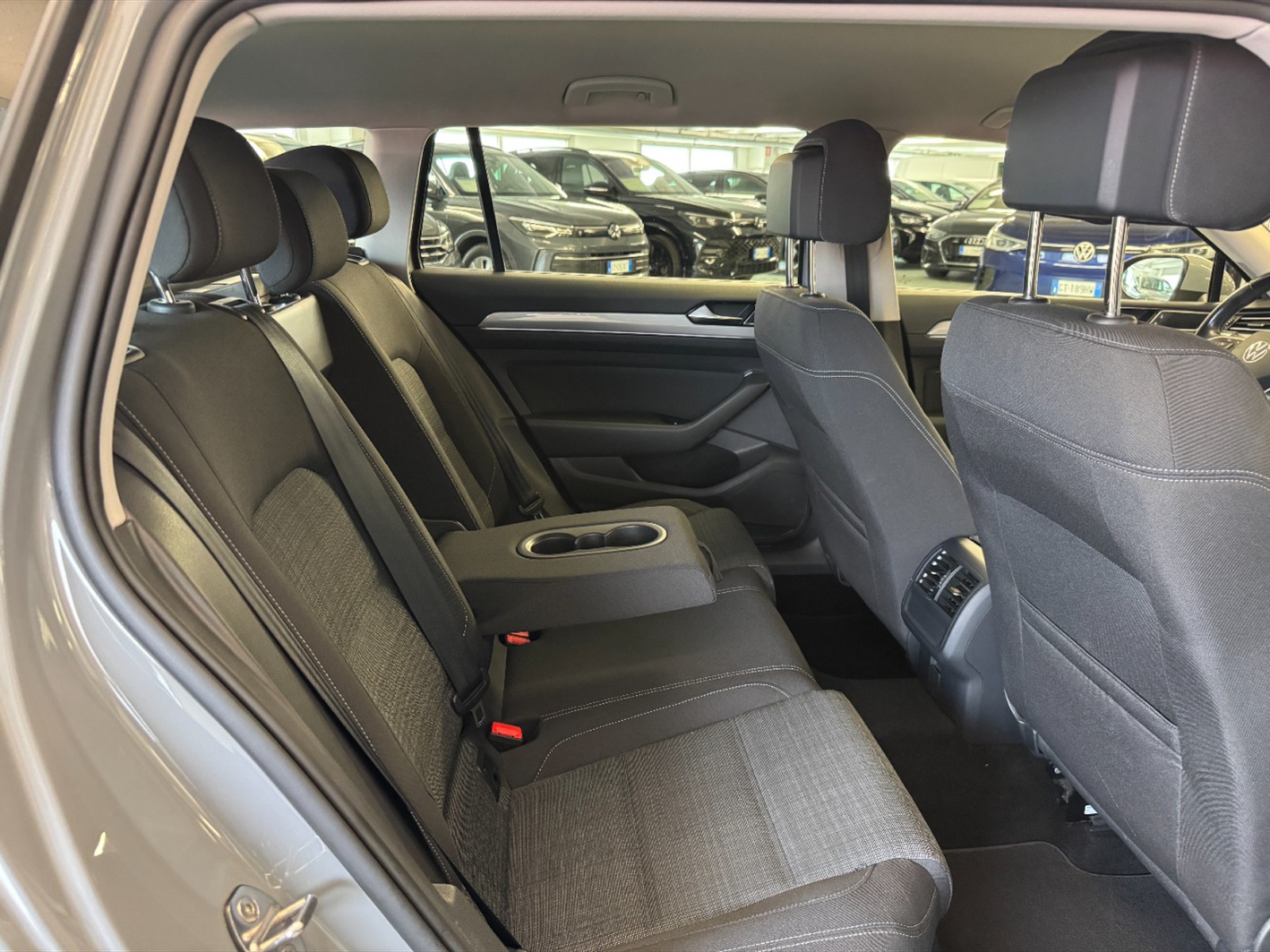 Volkswagen Passat variant 1.5 tsi business 150cv dsg - 10