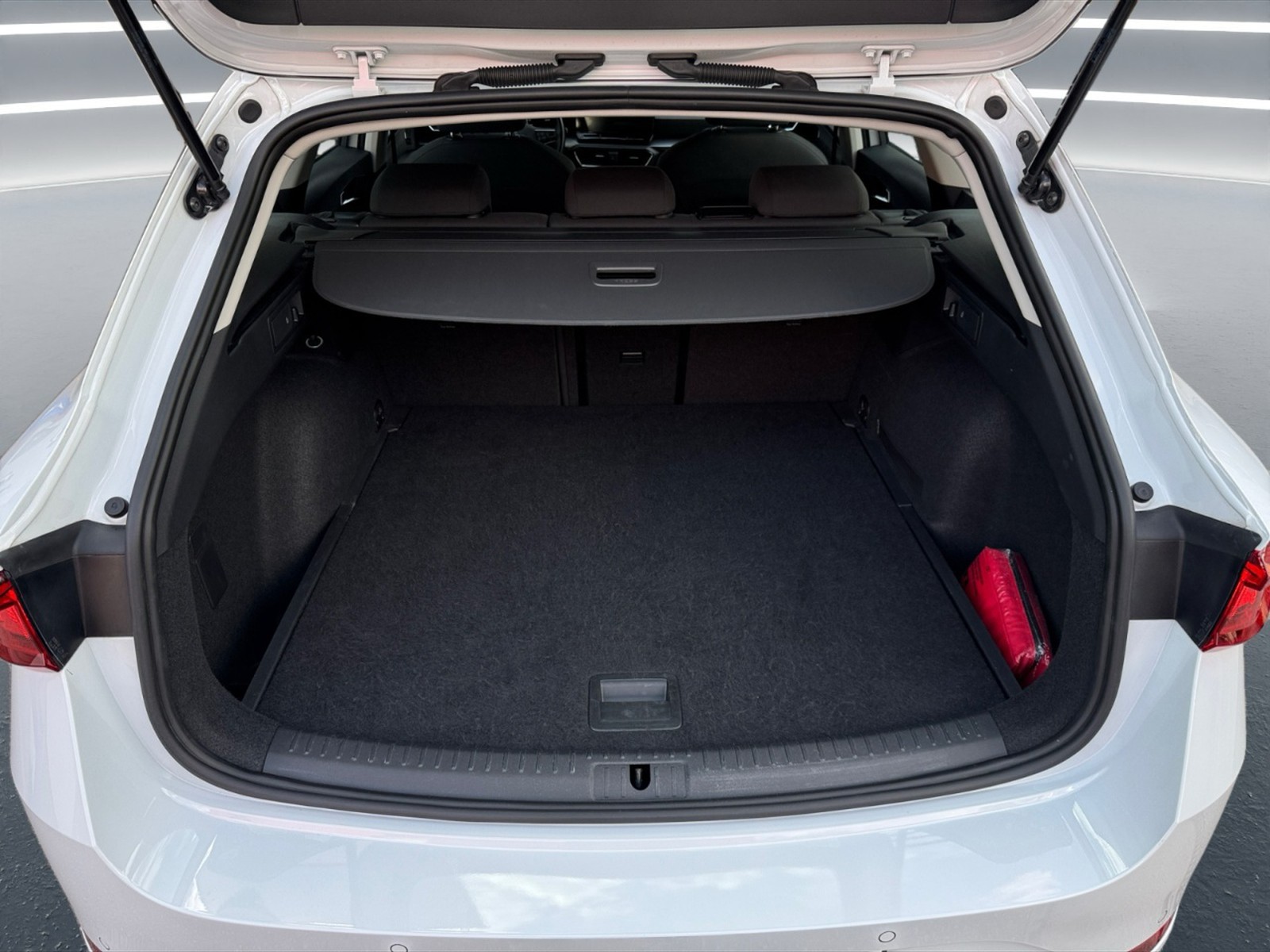 Seat Leon sportstourer 2.0 tdi style 150cv dsg - 11