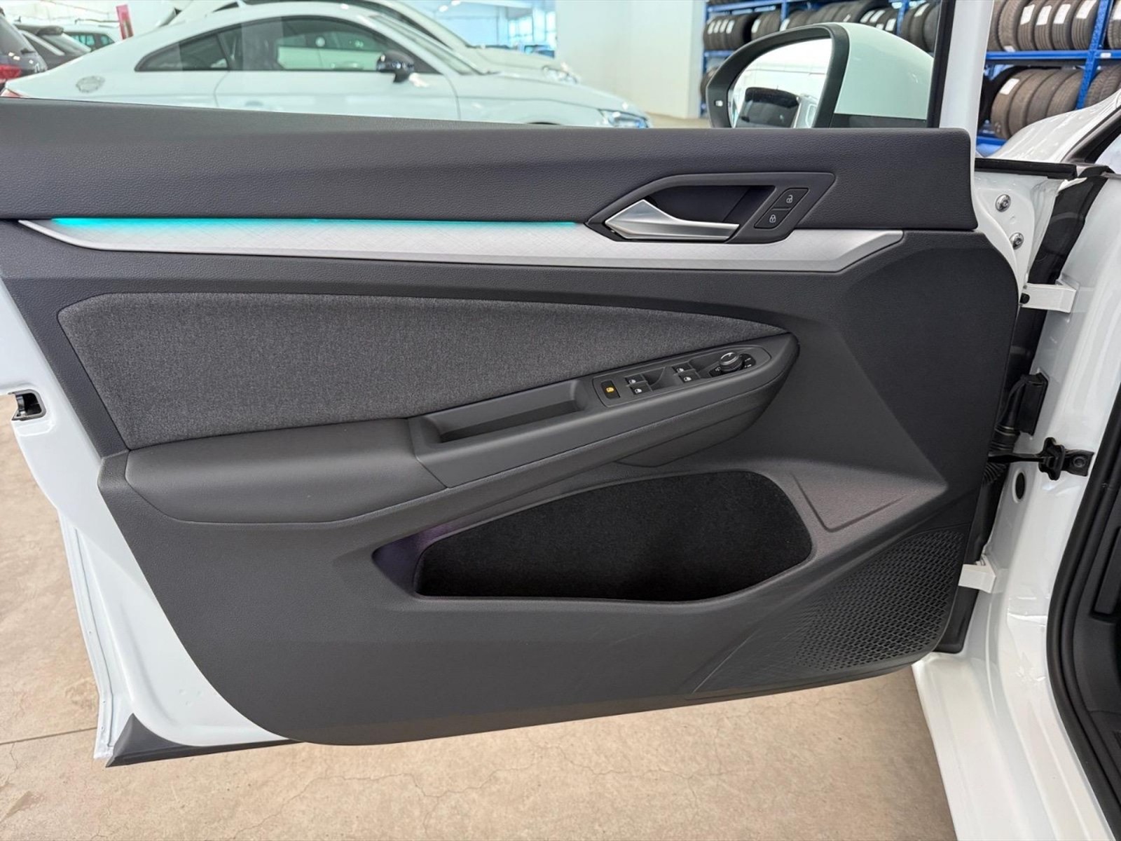 Volkswagen Golf variant 1.5 tsi life 115cv - 14