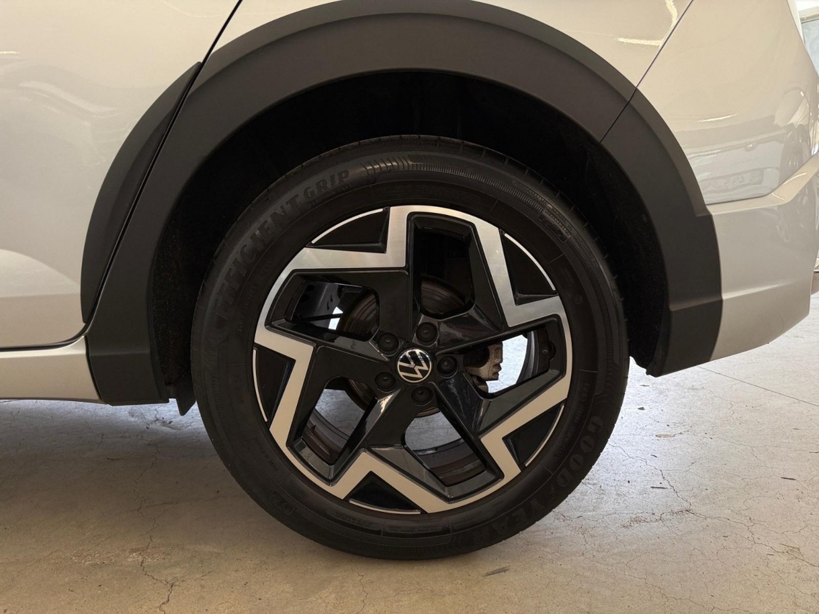Volkswagen Taigo 1.0 tsi r-line 115cv - 30