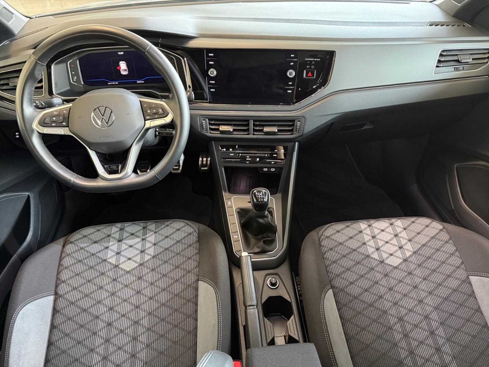 Volkswagen Taigo 1.0 tsi r-line 115cv - 7