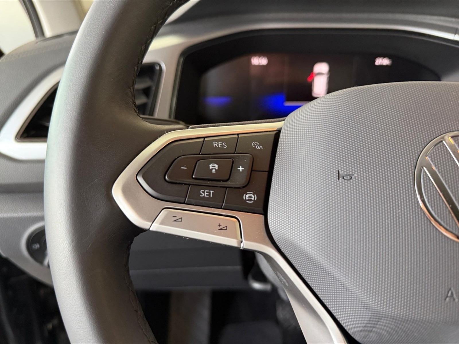 Volkswagen T-Roc 1.5 tsi edition plus dsg - 16