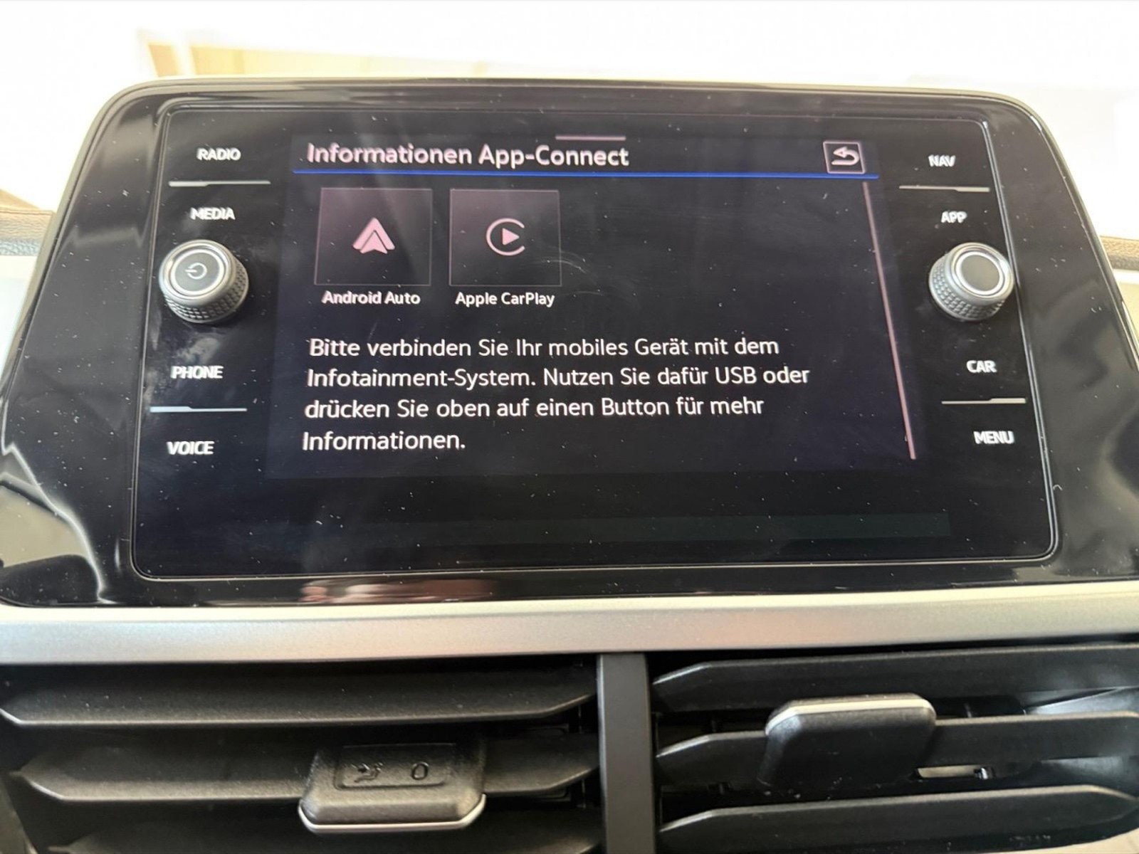 Volkswagen T-Roc 1.5 tsi edition plus dsg - 23