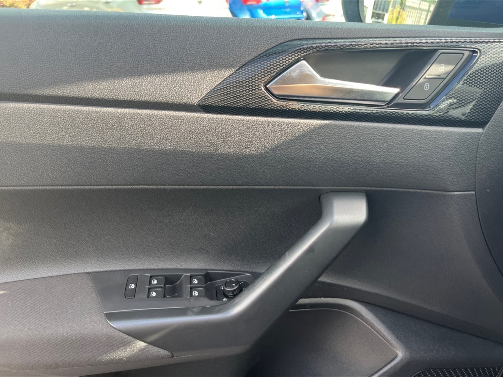 Volkswagen Taigo 1.0 tsi life 115cv - 23