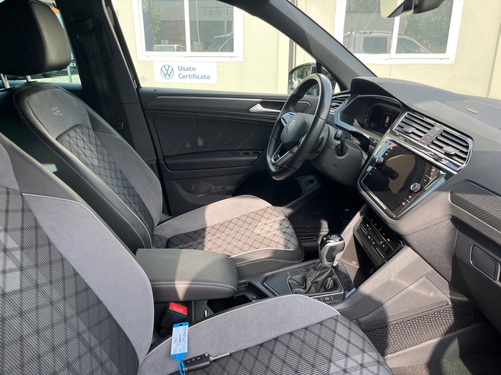 Volkswagen Tiguan 2.0 tdi r-line 150cv dsg - 9