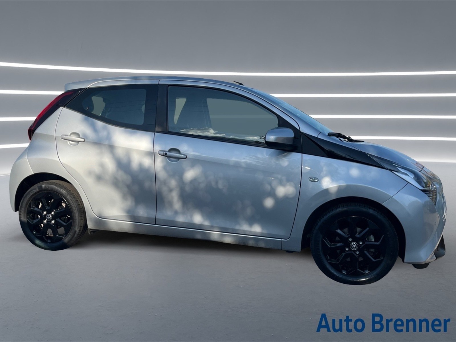 Toyota Aygo 5p 1.0 x-fun m-mt 72cv - 3