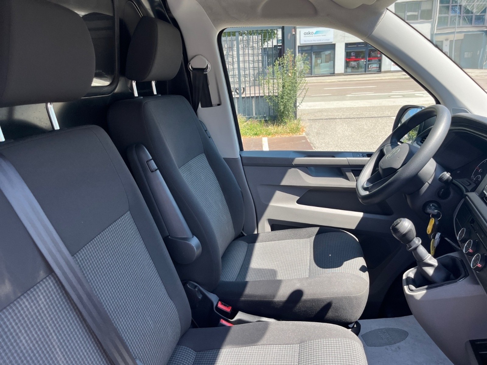 Volkswagen VIC T6.1 Transporter 28 2.0 tdi 150cv business p.c. - 9