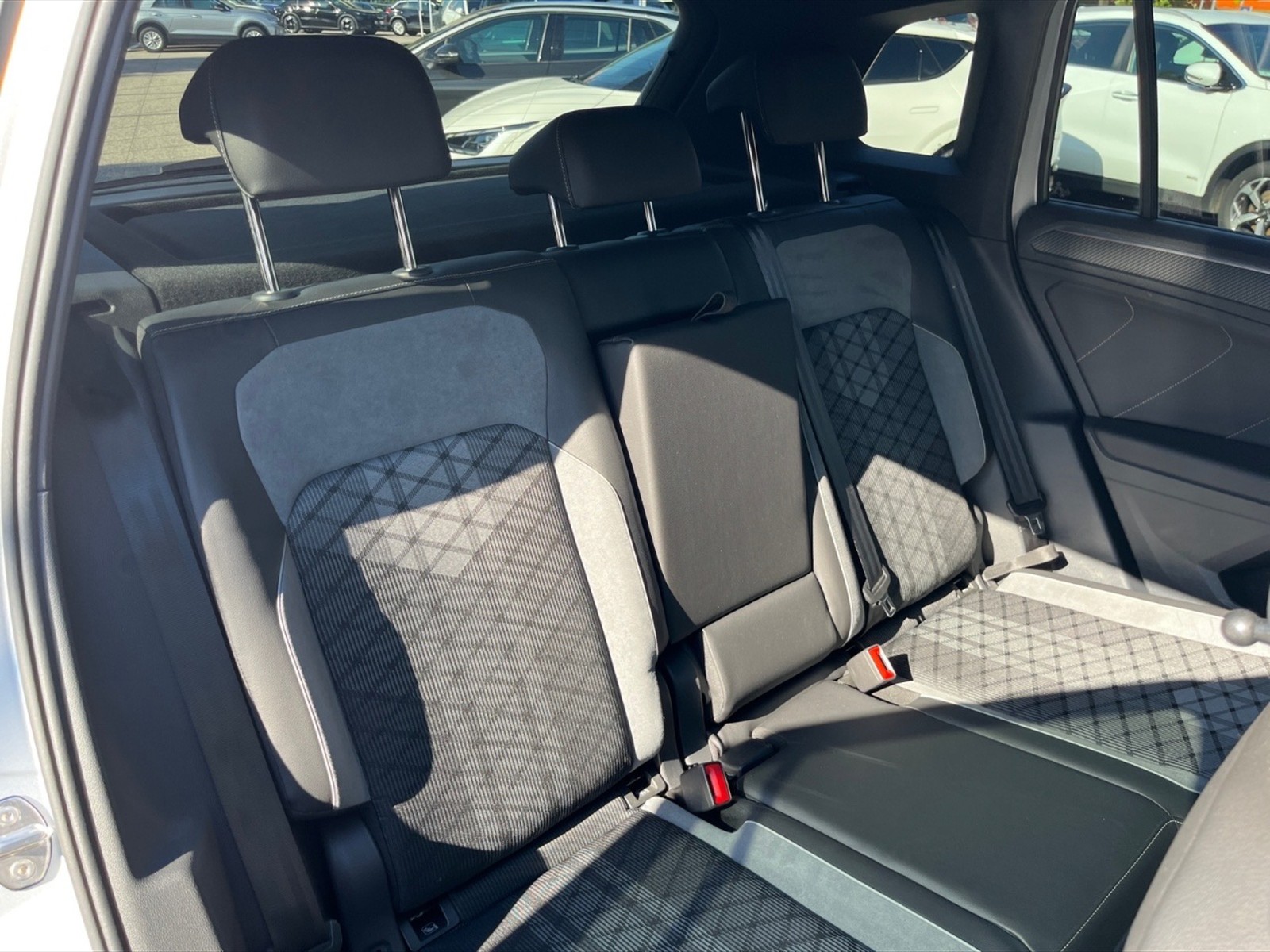 Volkswagen Tiguan 1.5 tsi r-line 150cv dsg - 10