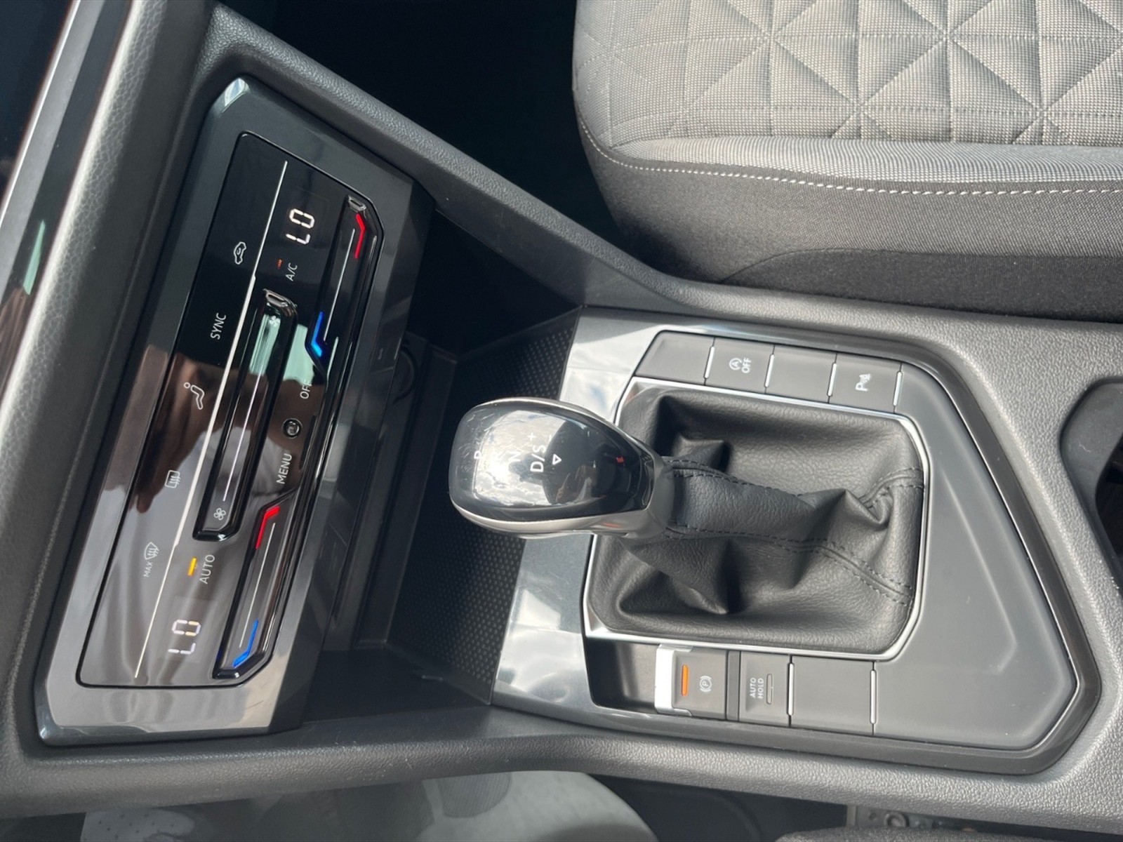 Volkswagen Tiguan 2.0 tdi life 150cv dsg - 22
