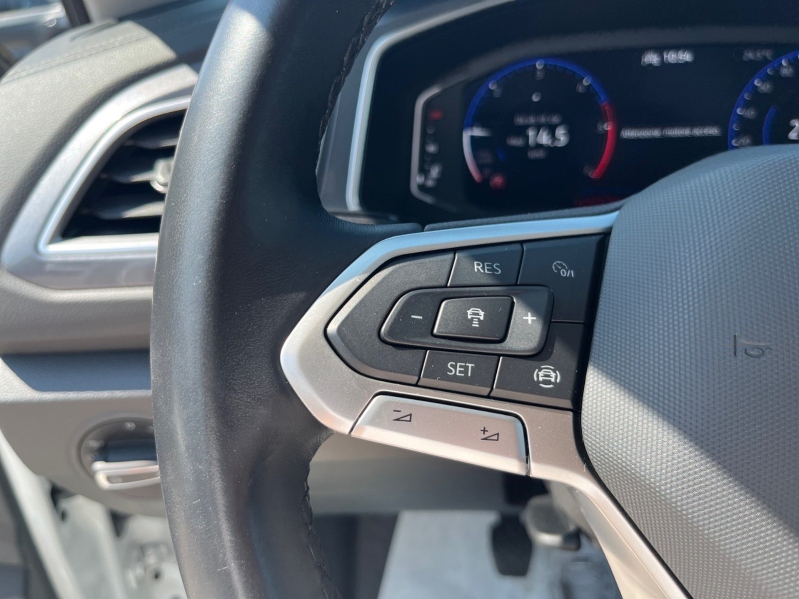 Volkswagen T-Roc 2.0 tdi style 115cv - 13