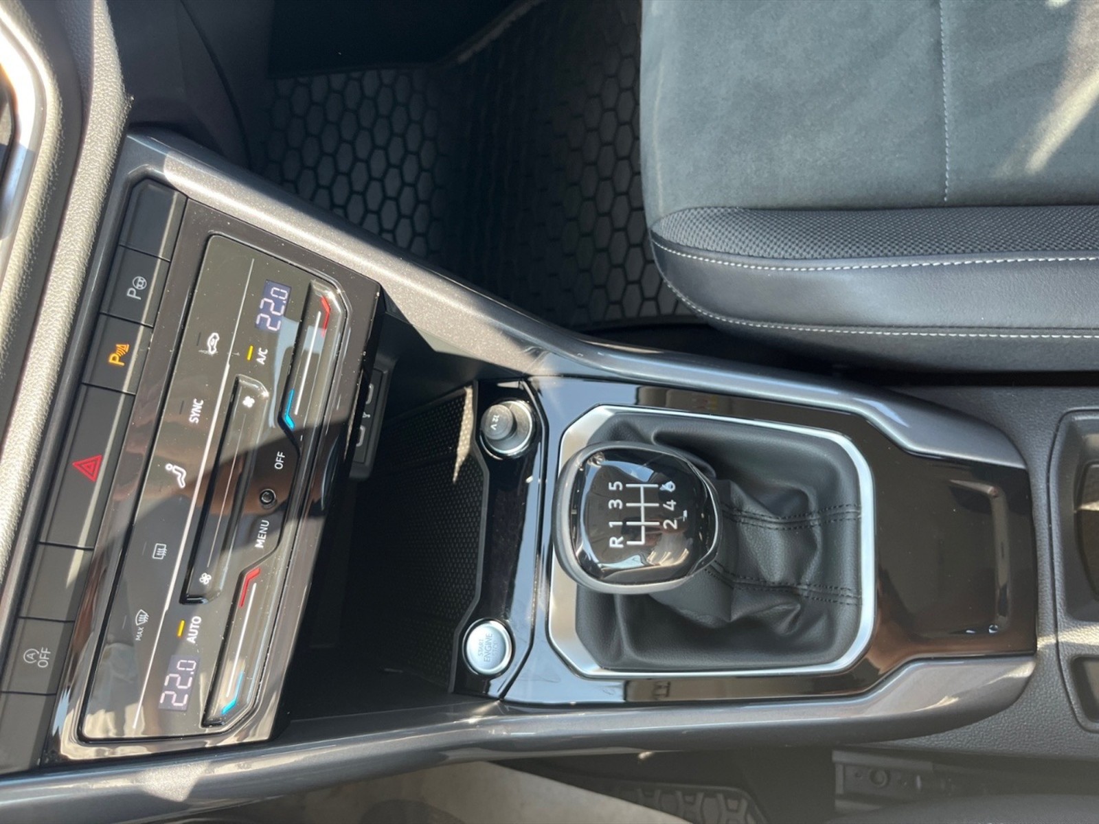 Volkswagen T-Roc 2.0 tdi style 115cv - 21