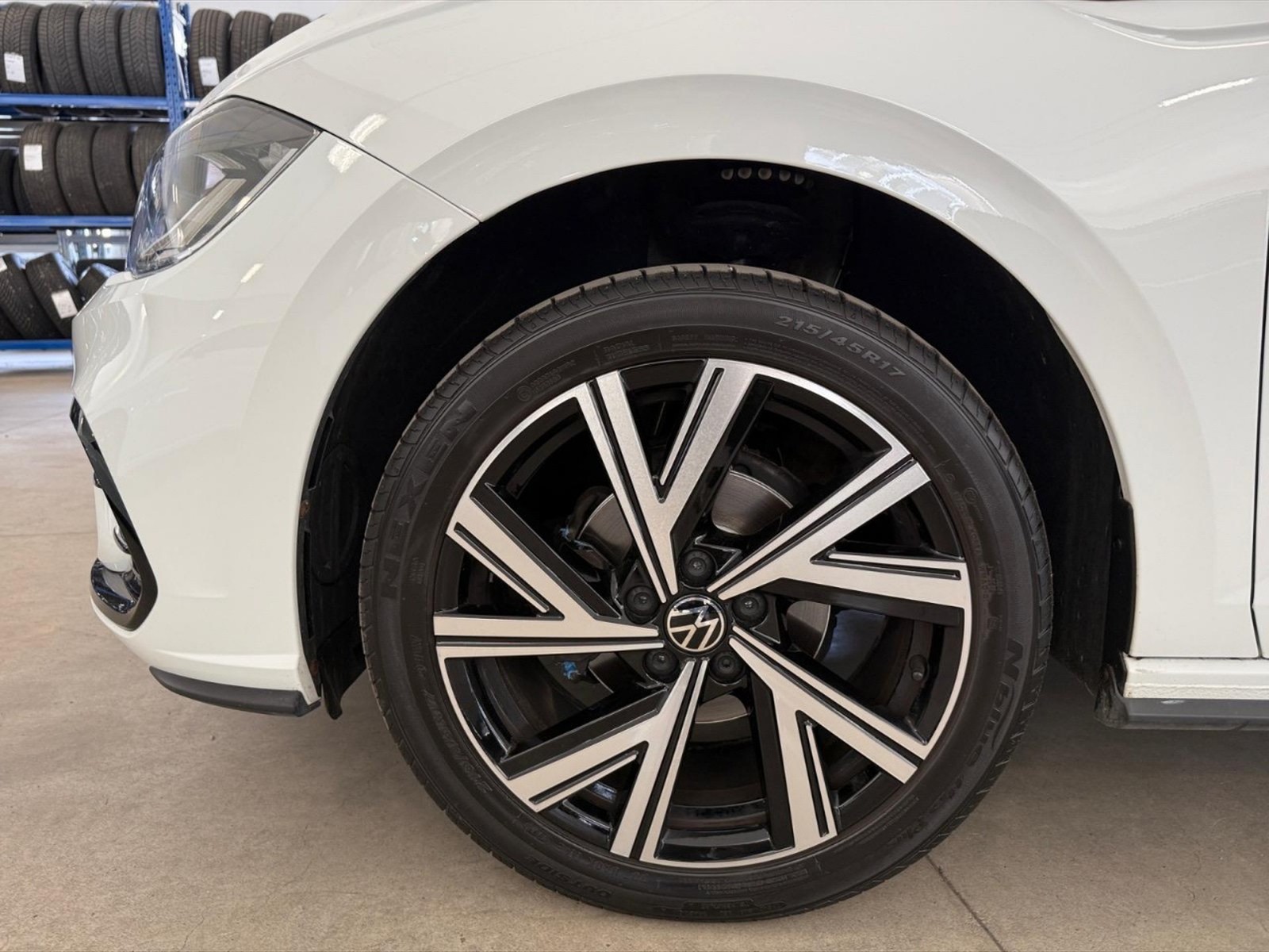 Volkswagen Polo 1.0 tsi r-line 95cv - 26