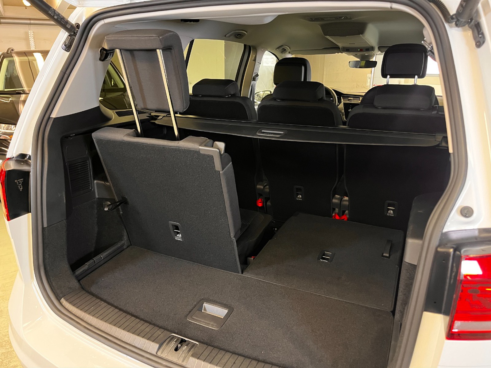 Volkswagen Touran 2.0 tdi edition plus dsg - 20