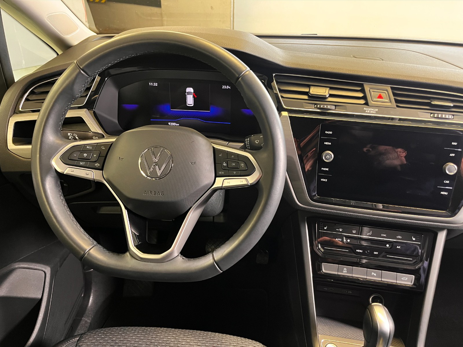 Volkswagen Touran 2.0 tdi edition plus dsg - 8