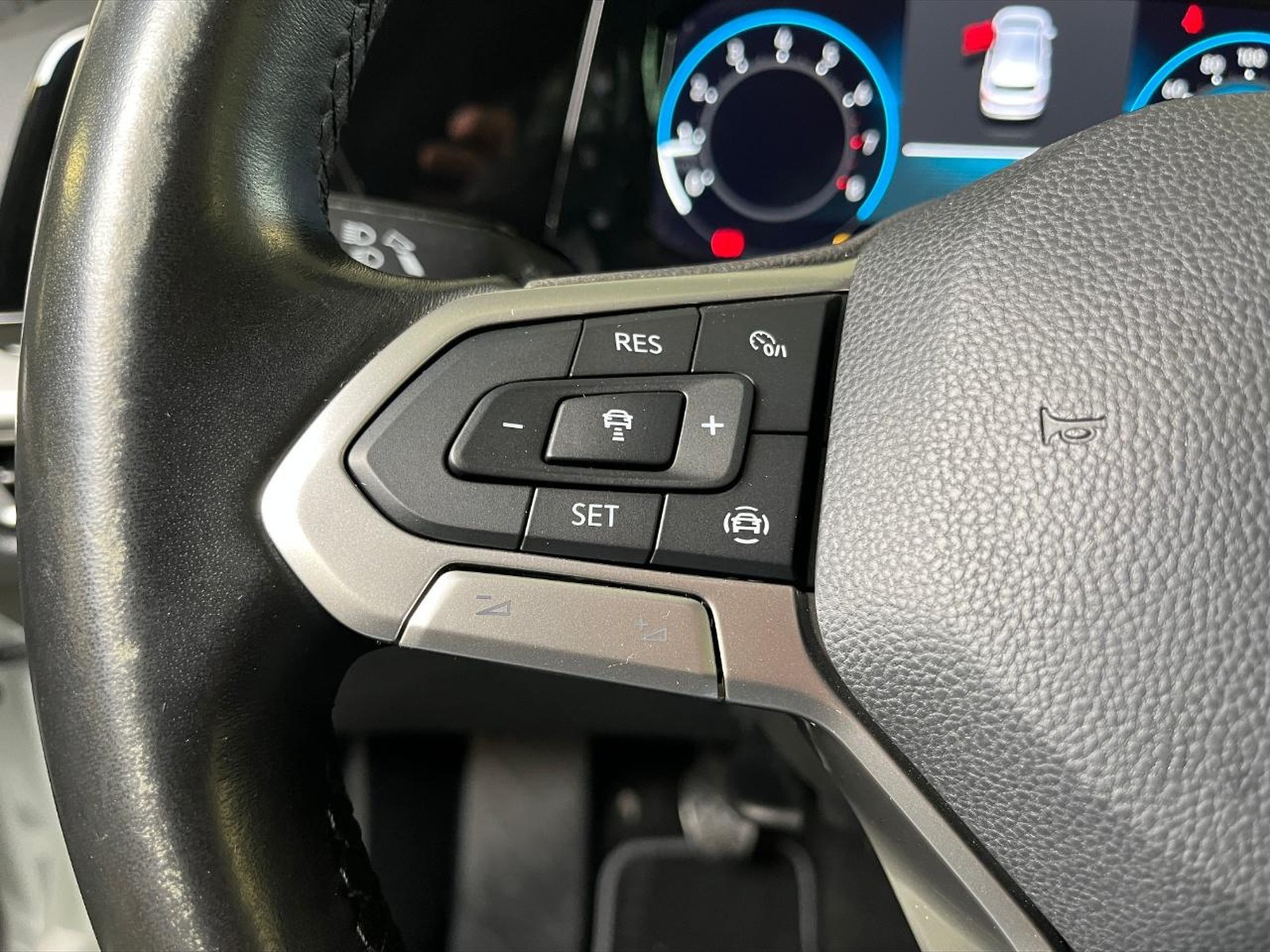 Volkswagen Golf 1.5 tsi evo style 130cv - 18