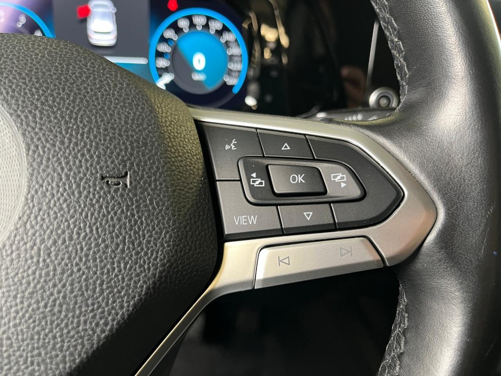 Volkswagen Golf 1.5 tsi evo style 130cv - 19