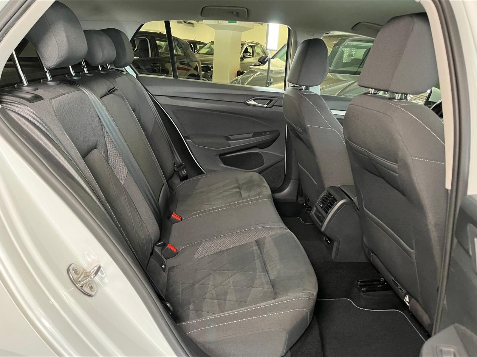 Volkswagen Golf 1.5 tsi evo style 130cv - 10