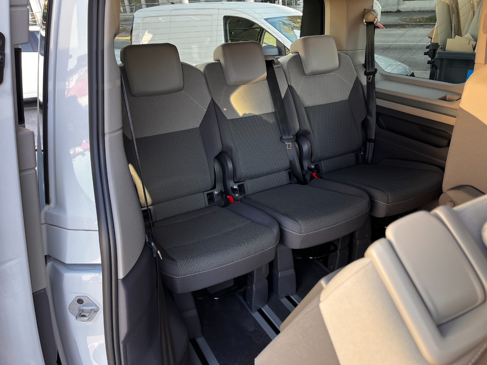 Volkswagen T7 Multivan 2.0 tdi life 150cv dsg 7p.ti - 19