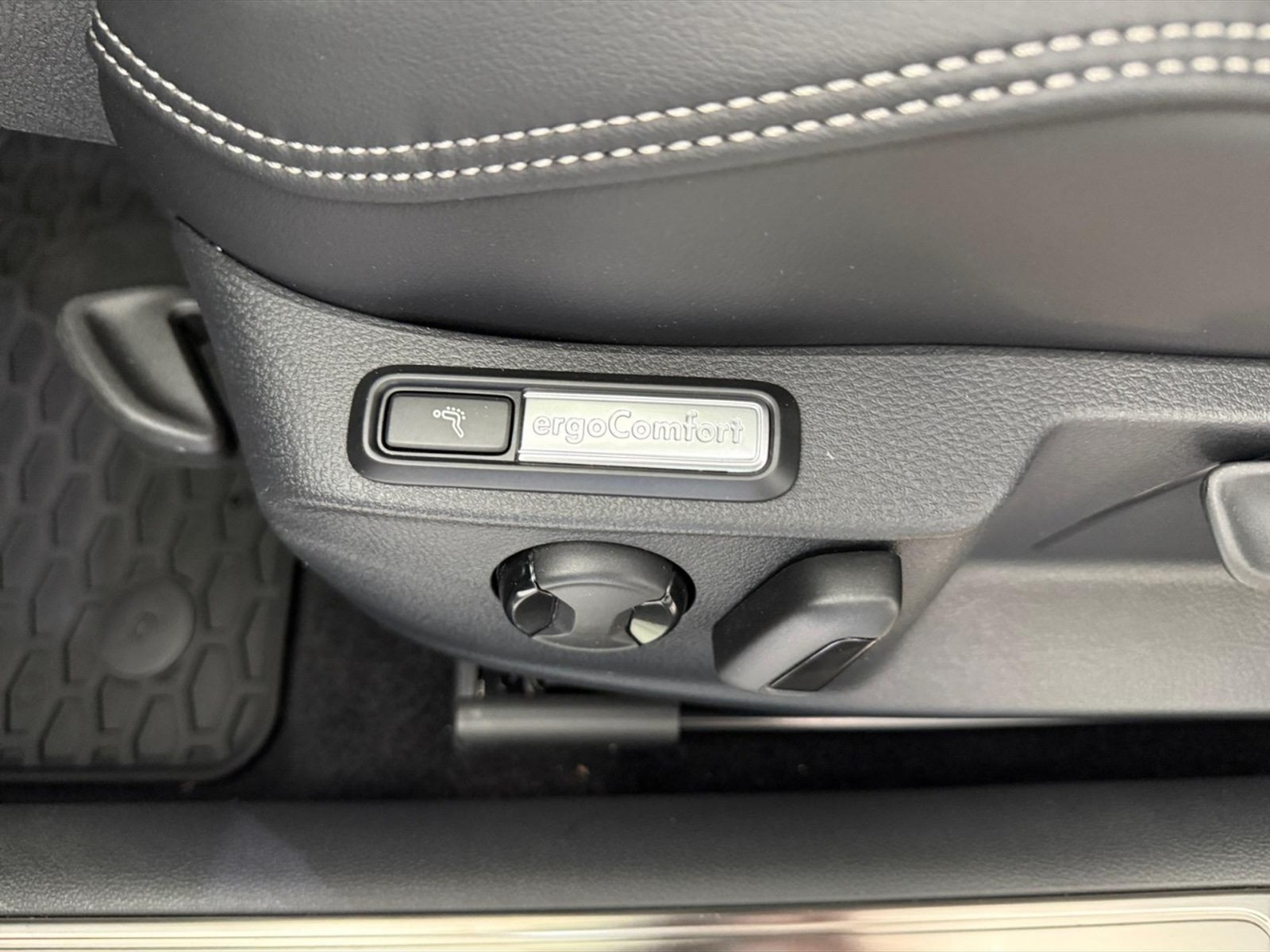 Volkswagen Passat variant 2.0 tdi executive 4motion 200cv dsg - 17