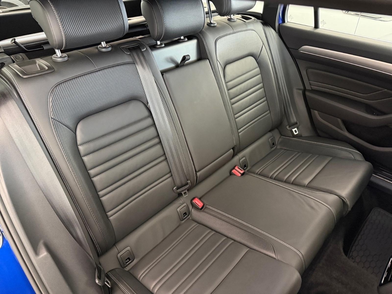Volkswagen Passat variant 2.0 tdi executive 4motion 200cv dsg - 10