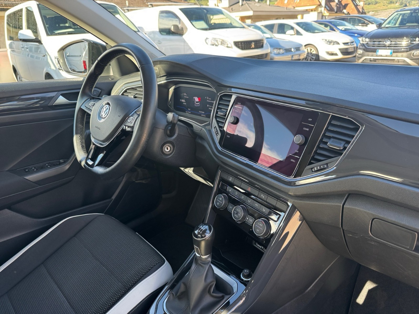 Volkswagen T-Roc 1.5 tsi style - 7