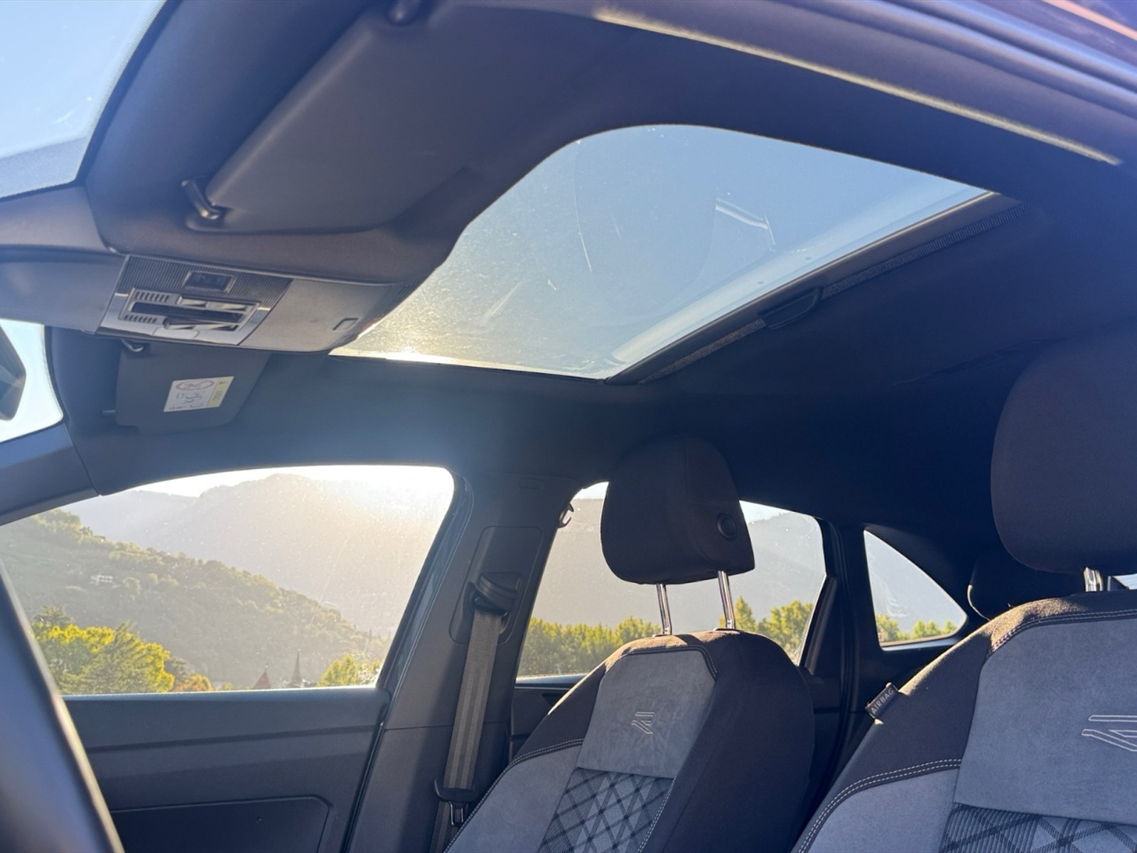 Volkswagen Taigo 1.0 tsi r-line 115cv dsg - 19