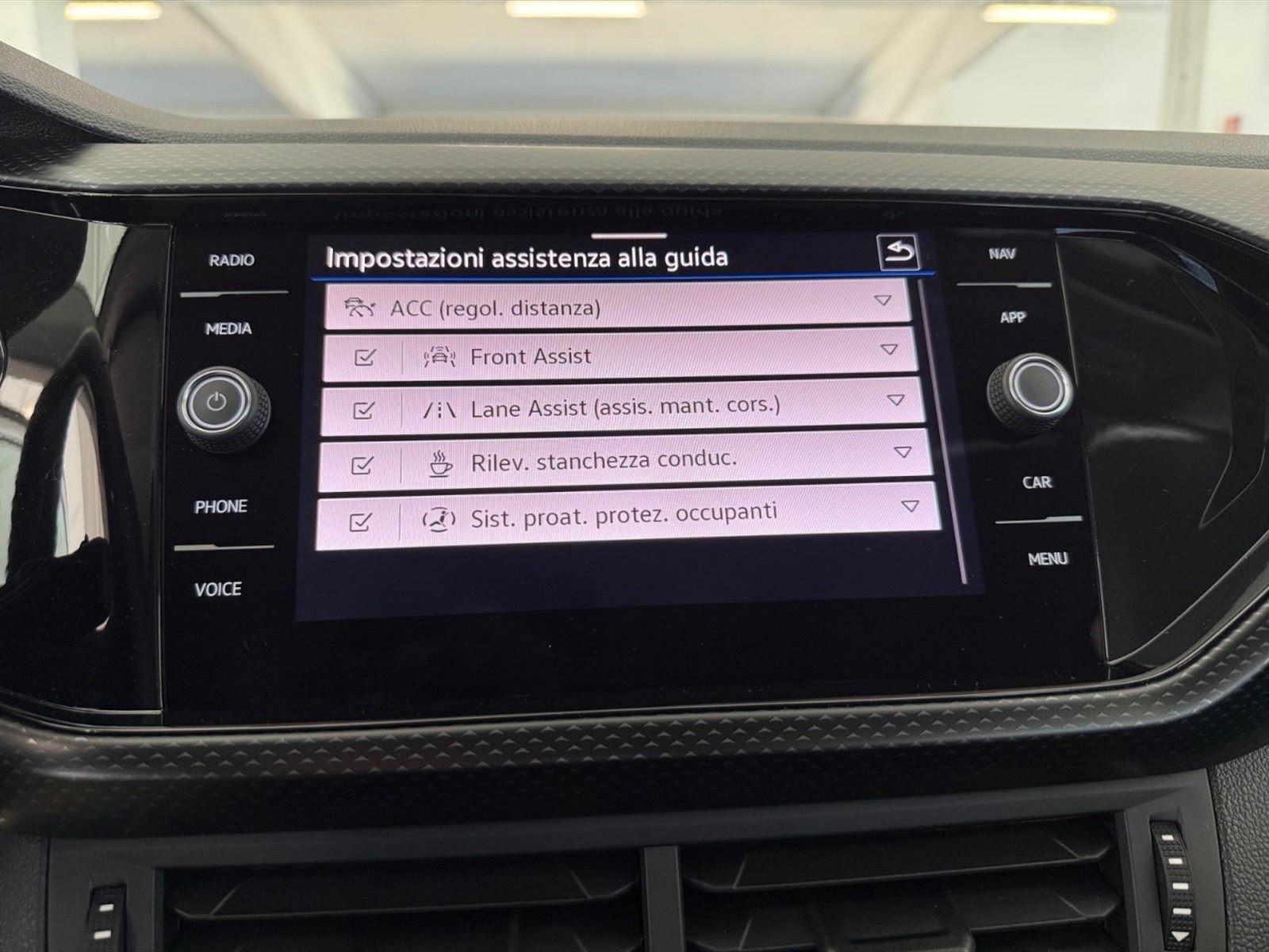 Volkswagen T-Cross 1.0 tsi style 110cv - 23
