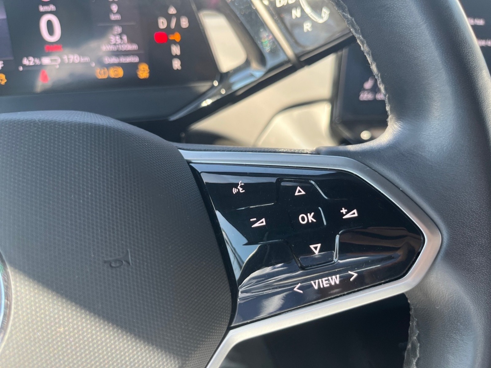 Volkswagen ID.4 77 kwh pro performance 204cv - 14