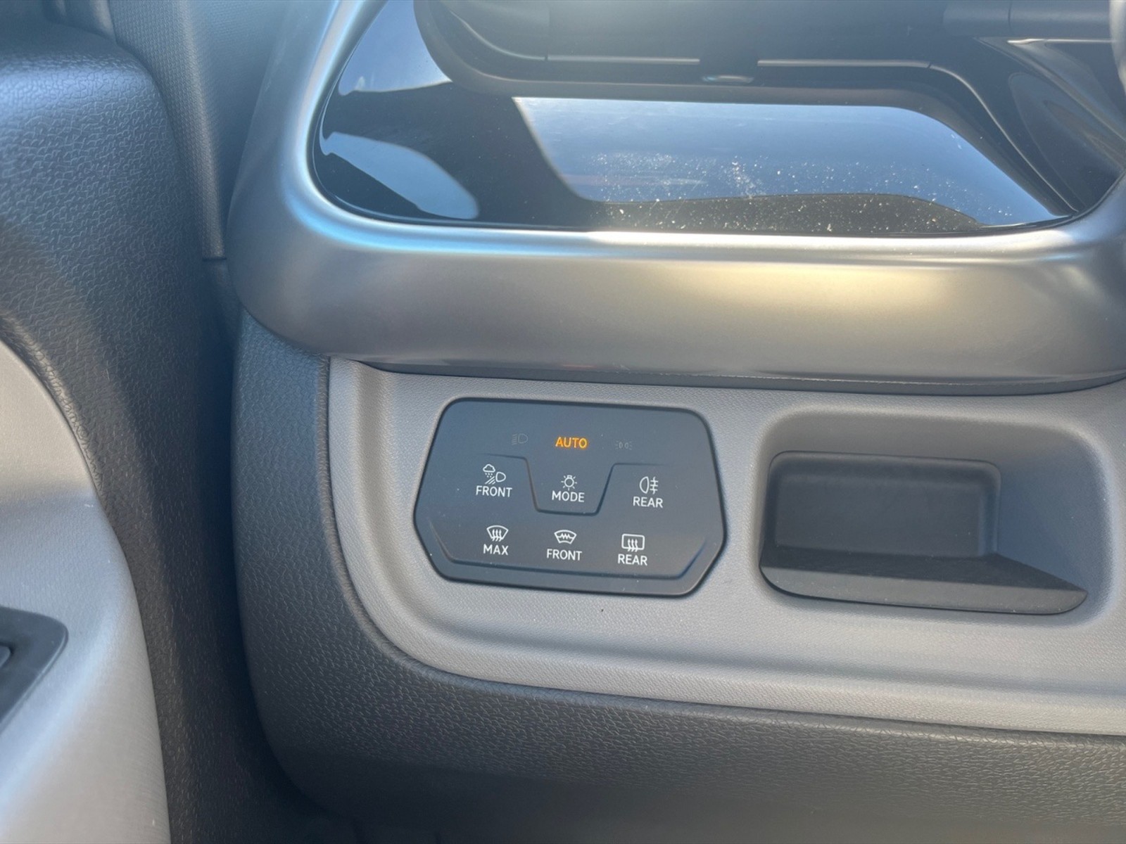 Volkswagen ID Buzz passo corto 79 kwh pro - 21