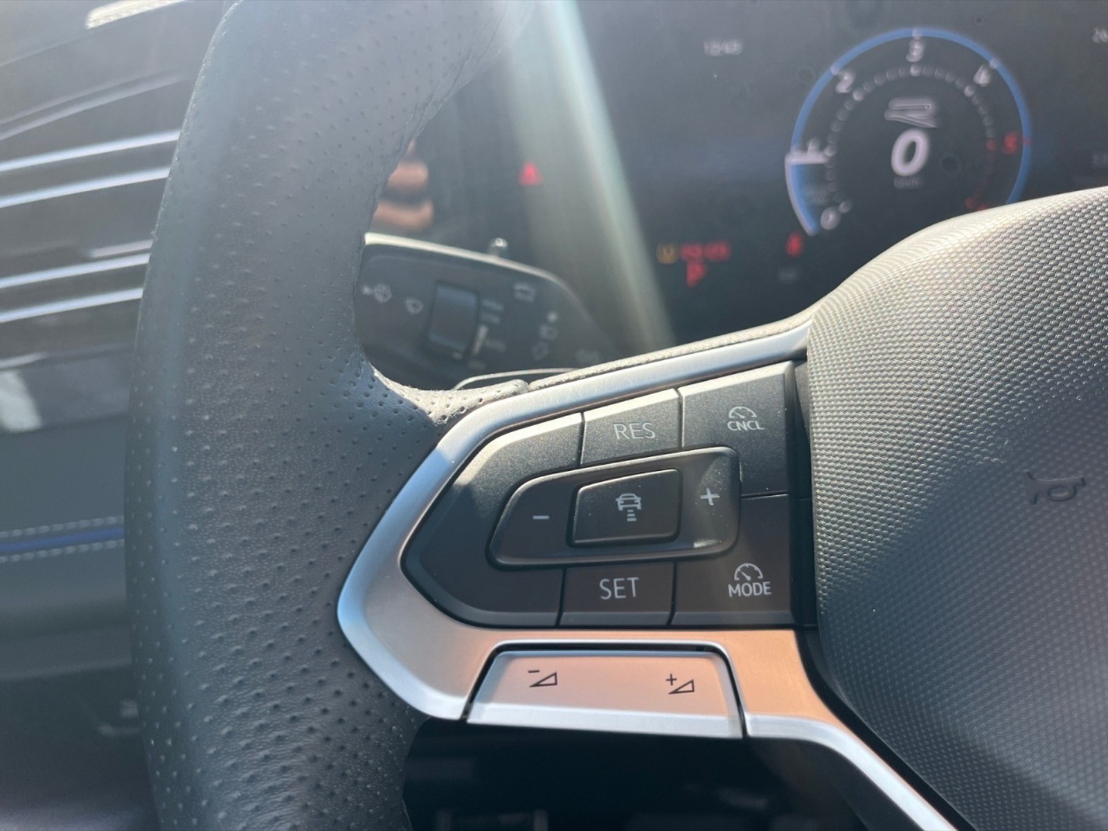 Volkswagen Tiguan 2.0 tdi r-line 150cv dsg - 13