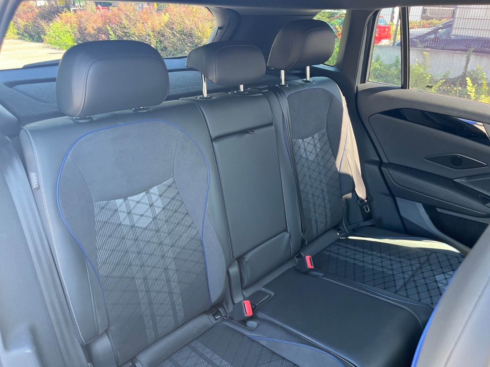 Volkswagen Tiguan 2.0 tdi r-line 150cv dsg - 10